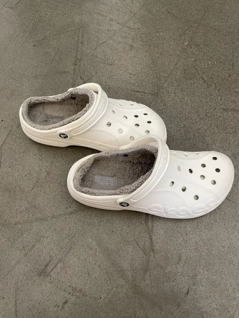 Crocs Classic Lined Clog White / Grey Fleece Lined Slip-On Shoes Mens 11